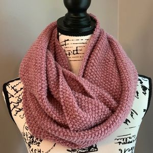 Rose Heather Infinity Scarf